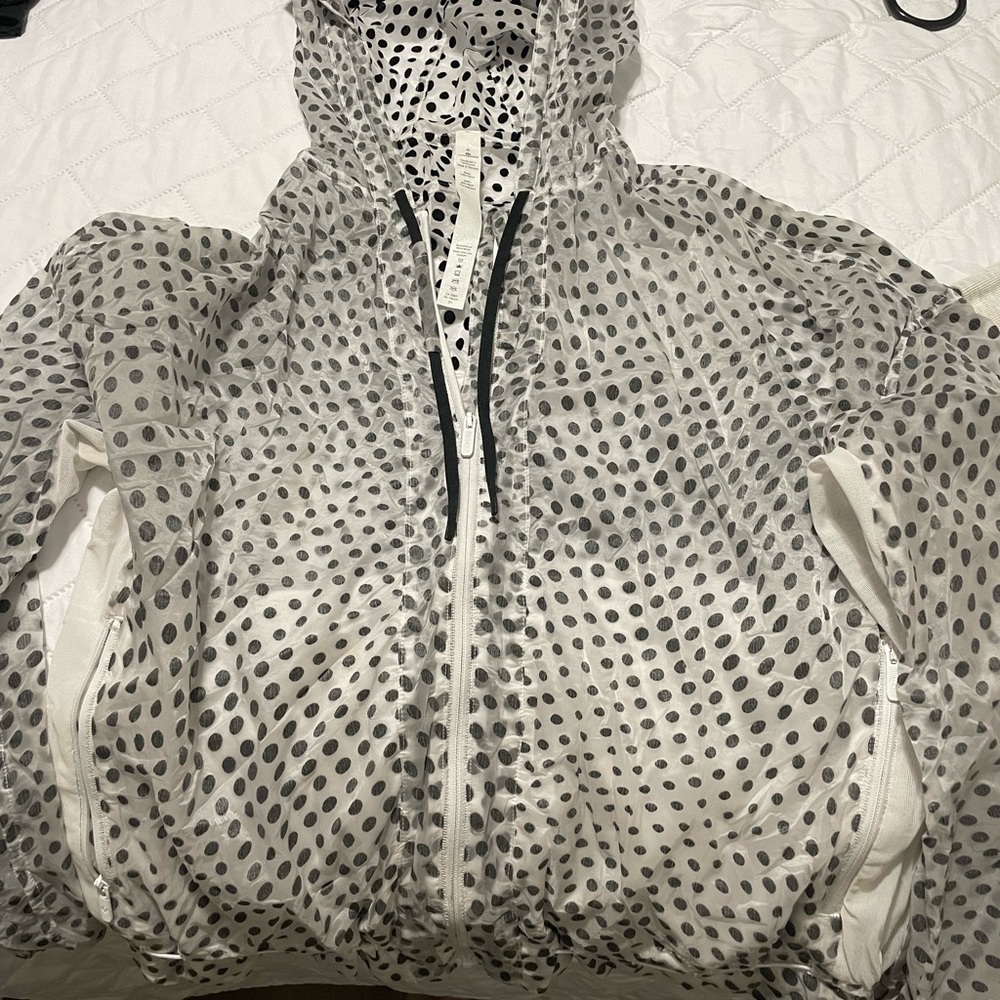 Lululemon running jacket light weight